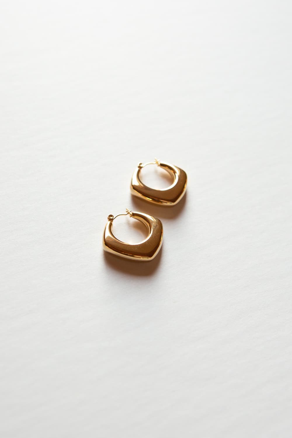 Thick Gold Rounded Rhombus Hoop Earrings