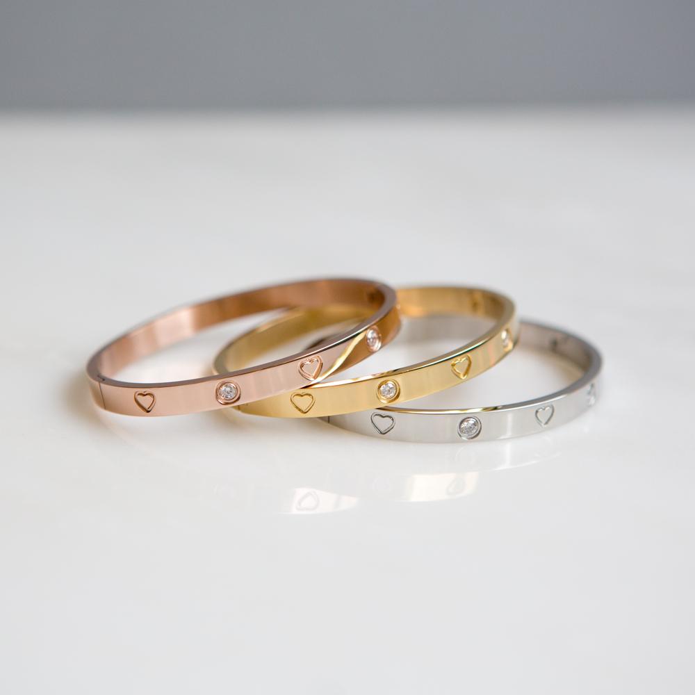 Heart CZ Bangle Bracelet (Silver) - Wynter Bloom
