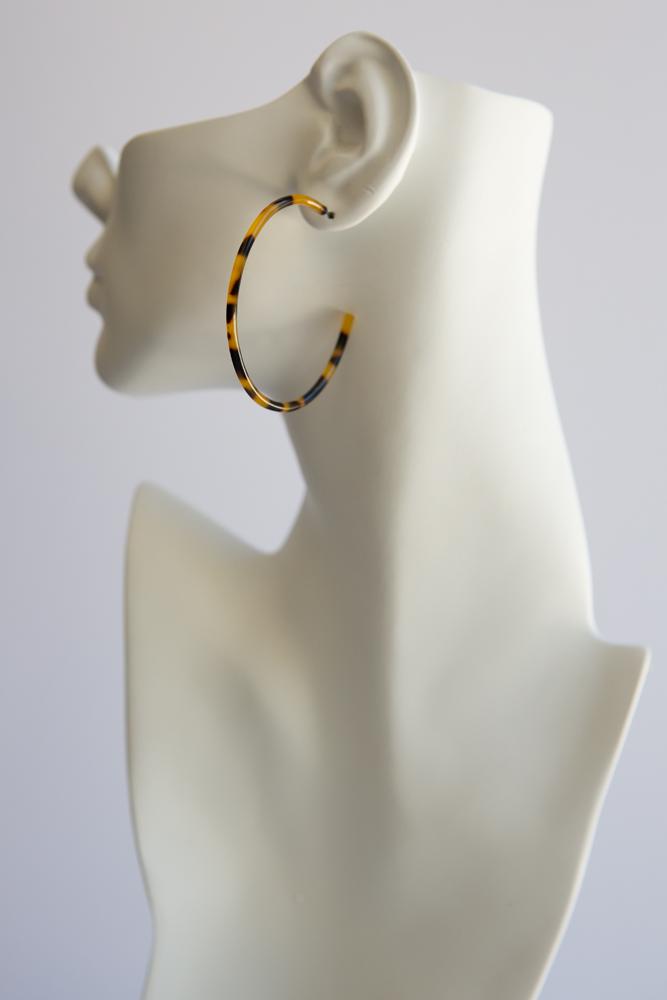 Tortoise Shell Hoop Earrings (Thin) - Wynter Bloom