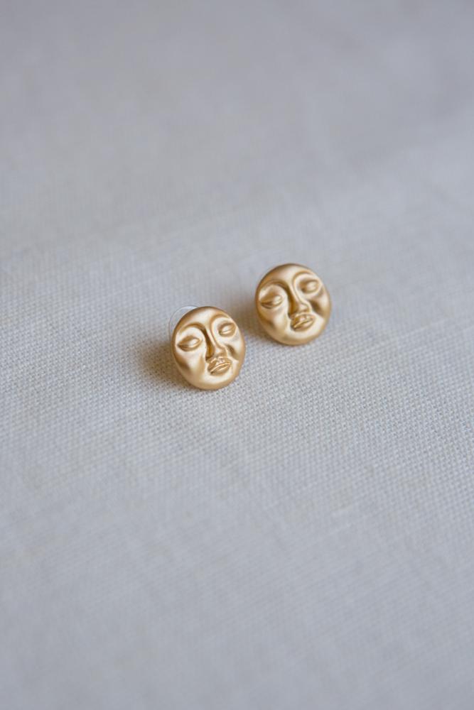 Matte Gold Abstract Sleeping Face Earrings - Wynter Bloom