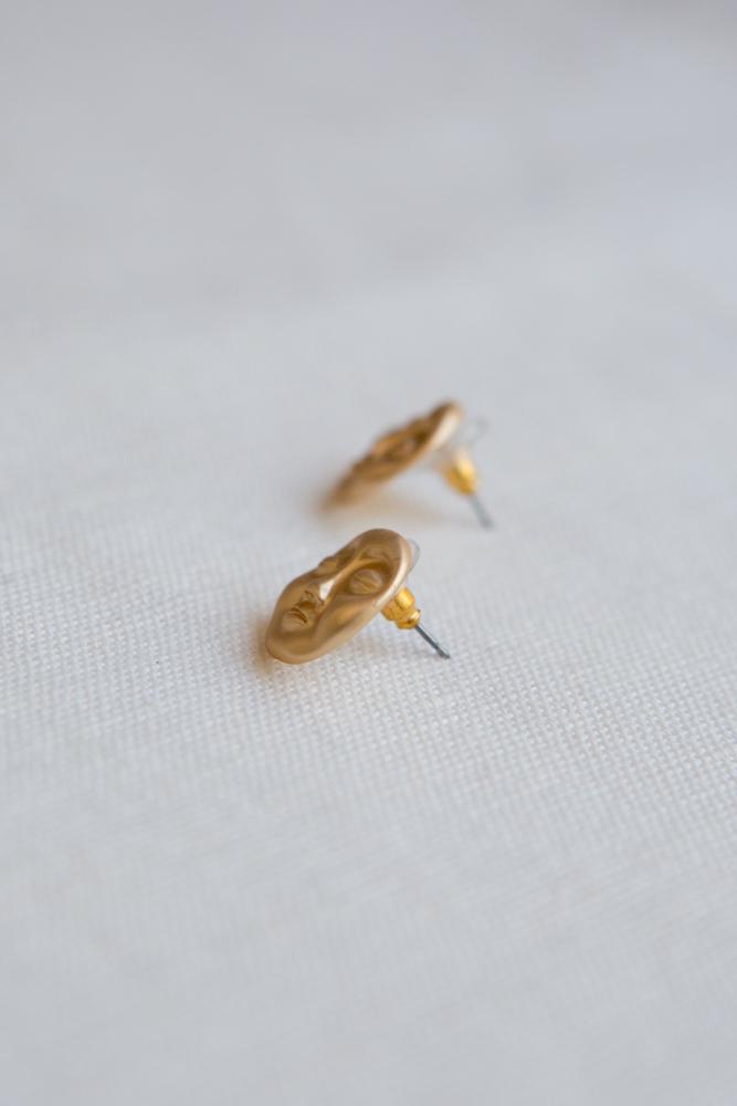 Matte Gold Abstract Sleeping Face Earrings - Wynter Bloom