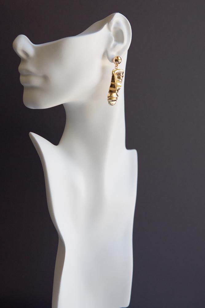Gold Abstract Face Sculpture Earrings - Wynter Bloom