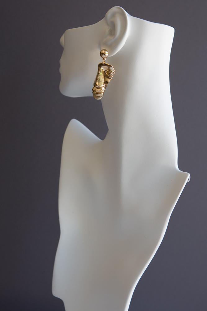 Gold Abstract Face Sculpture Earrings - Wynter Bloom