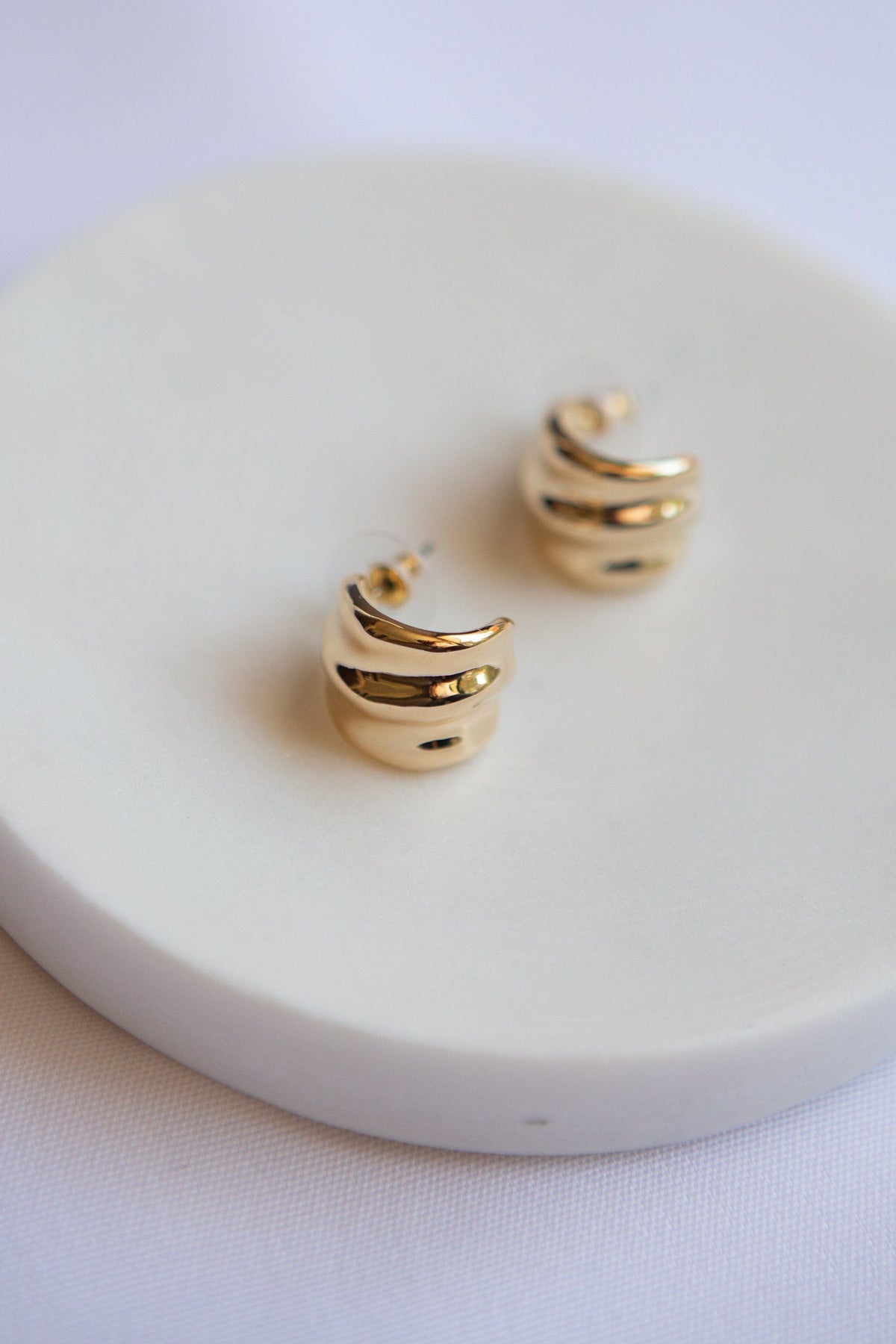 Gold Shell Textured Half Hoop Earrings - Wynter Bloom