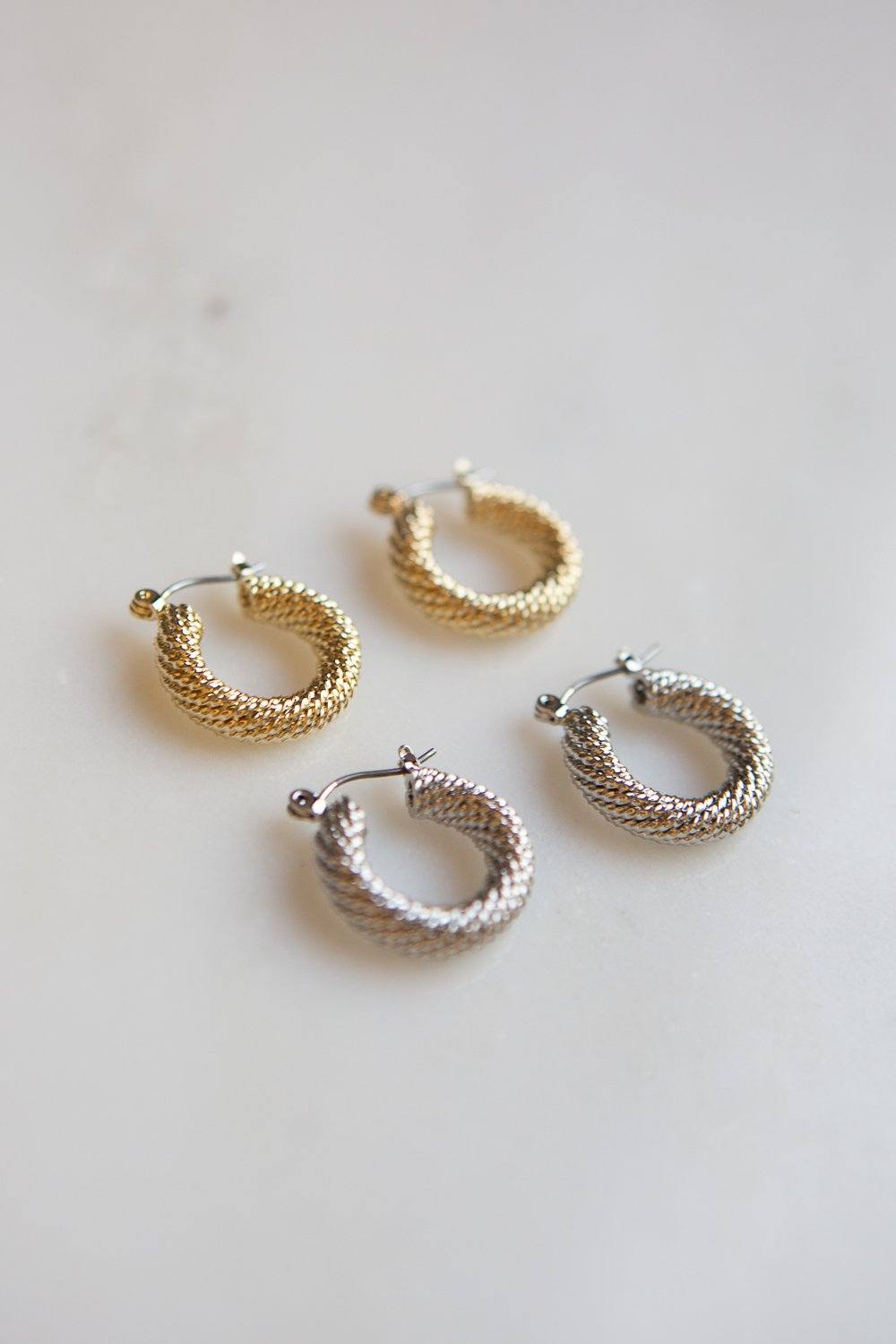 Braided Twist Hoop Earrings (Gold) - Wynter Bloom