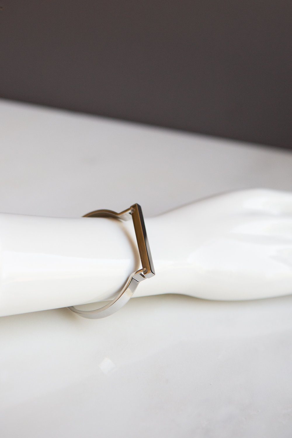 Minimalist Silver Horseshoe Bar Bracelet - Wynter Bloom