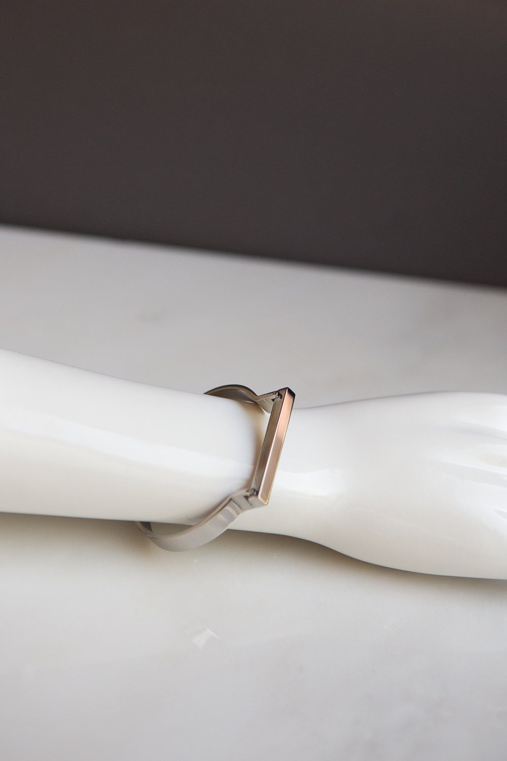 Minimalist Silver Horseshoe Bar Bracelet - Wynter Bloom