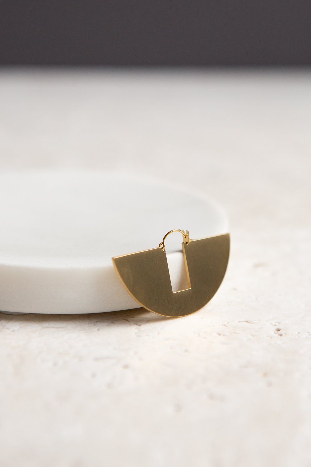 Matte Gold Geometric Fan Earrings - Wynter Bloom