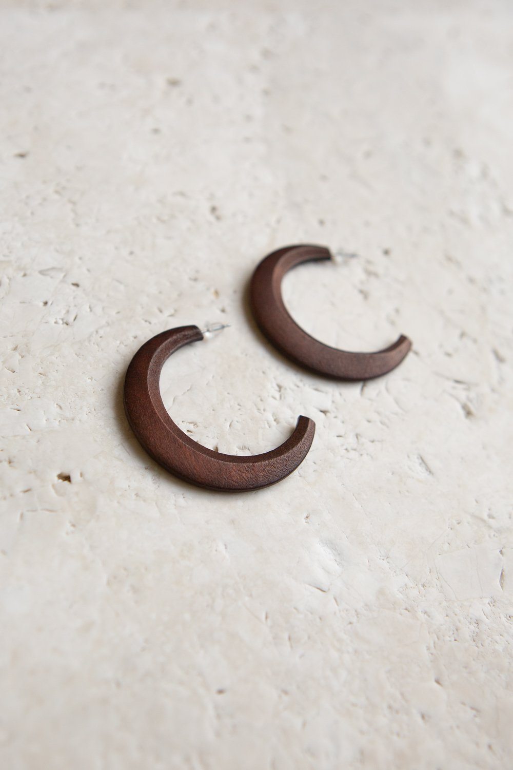 Natural Wood Half Hoop Earrings - Wynter Bloom