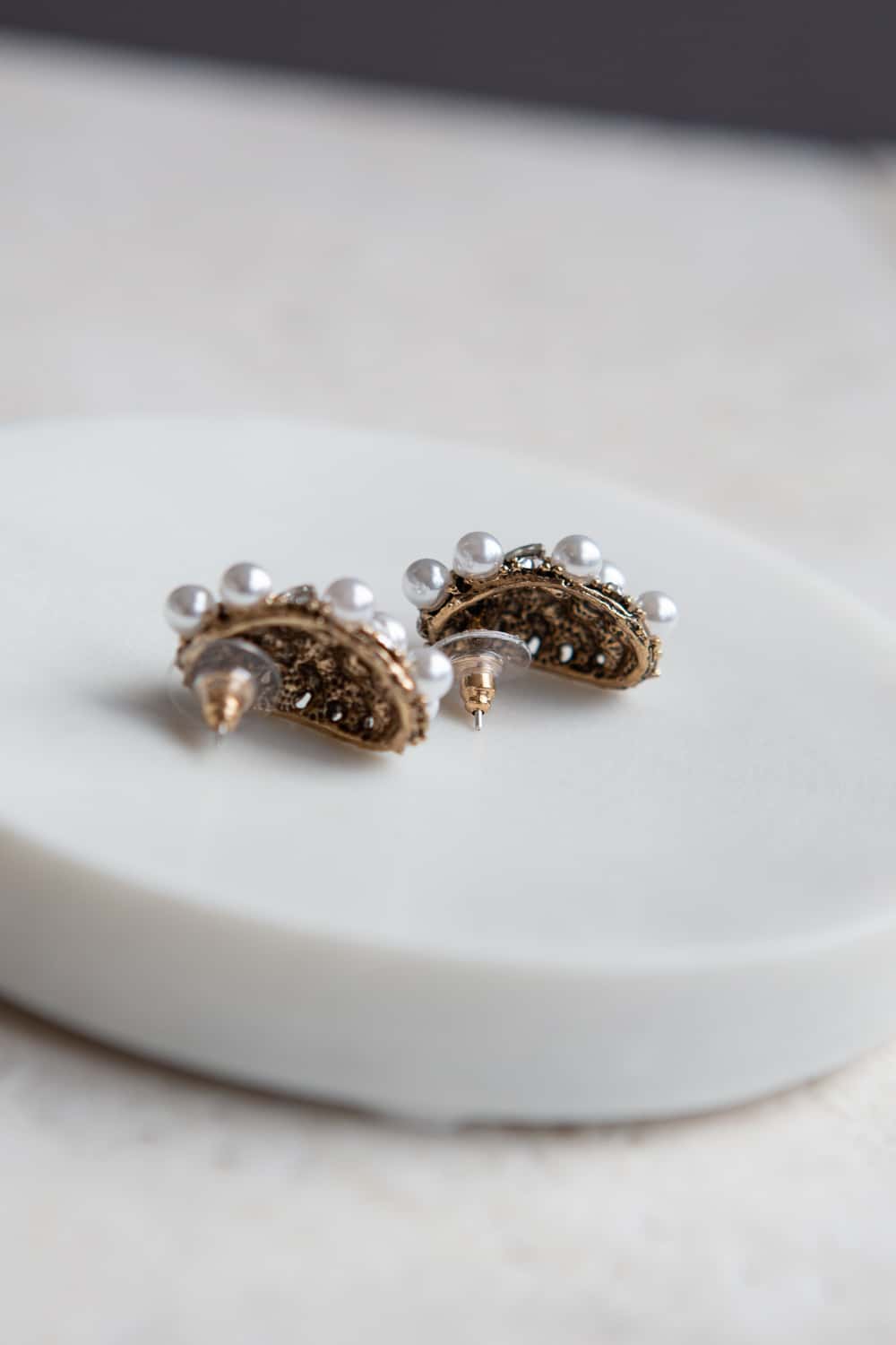 Crystal Pearl Cluster Stud Earrings - Wynter Bloom