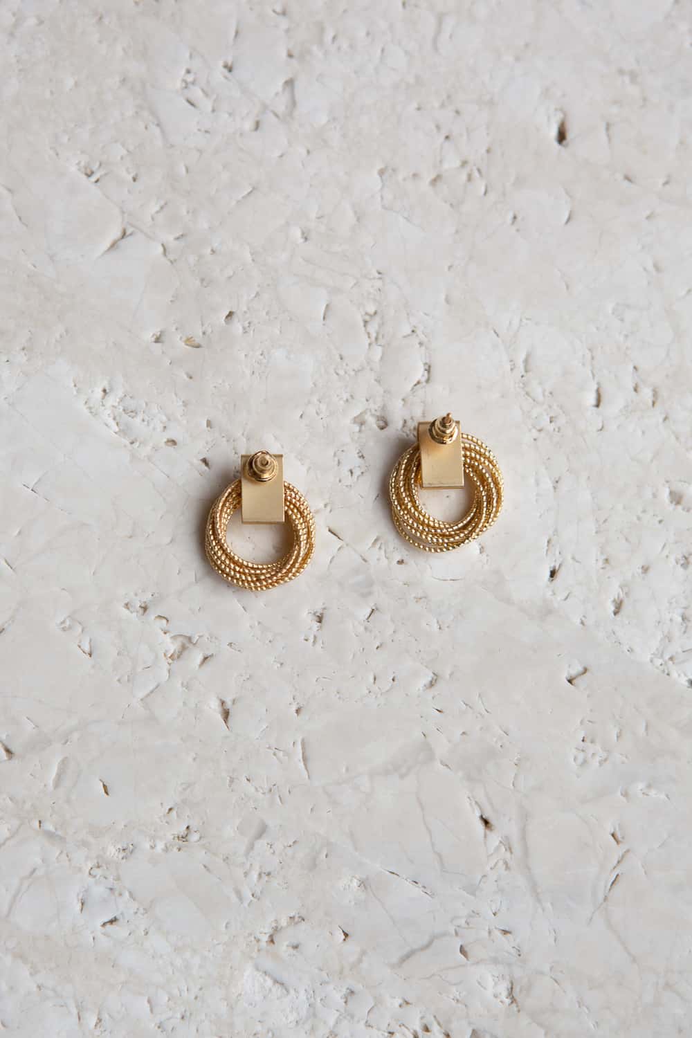 Stacked Circular Rings Stud Earrings - Wynter Bloom