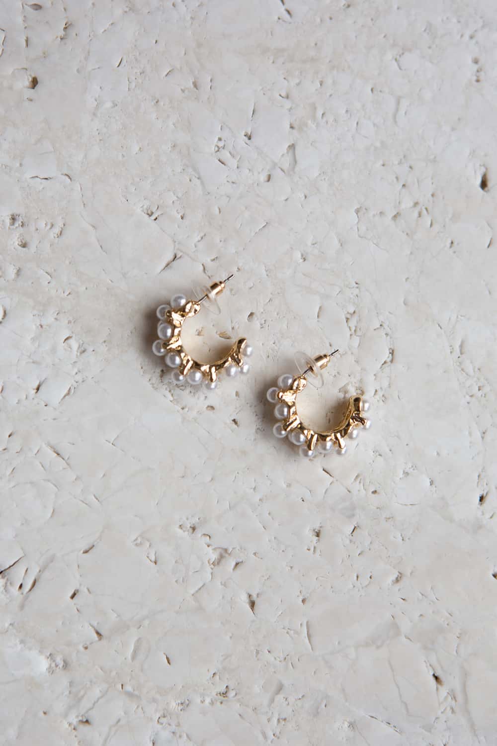 Gold Pearl Hoop Earrings - Wynter Bloom