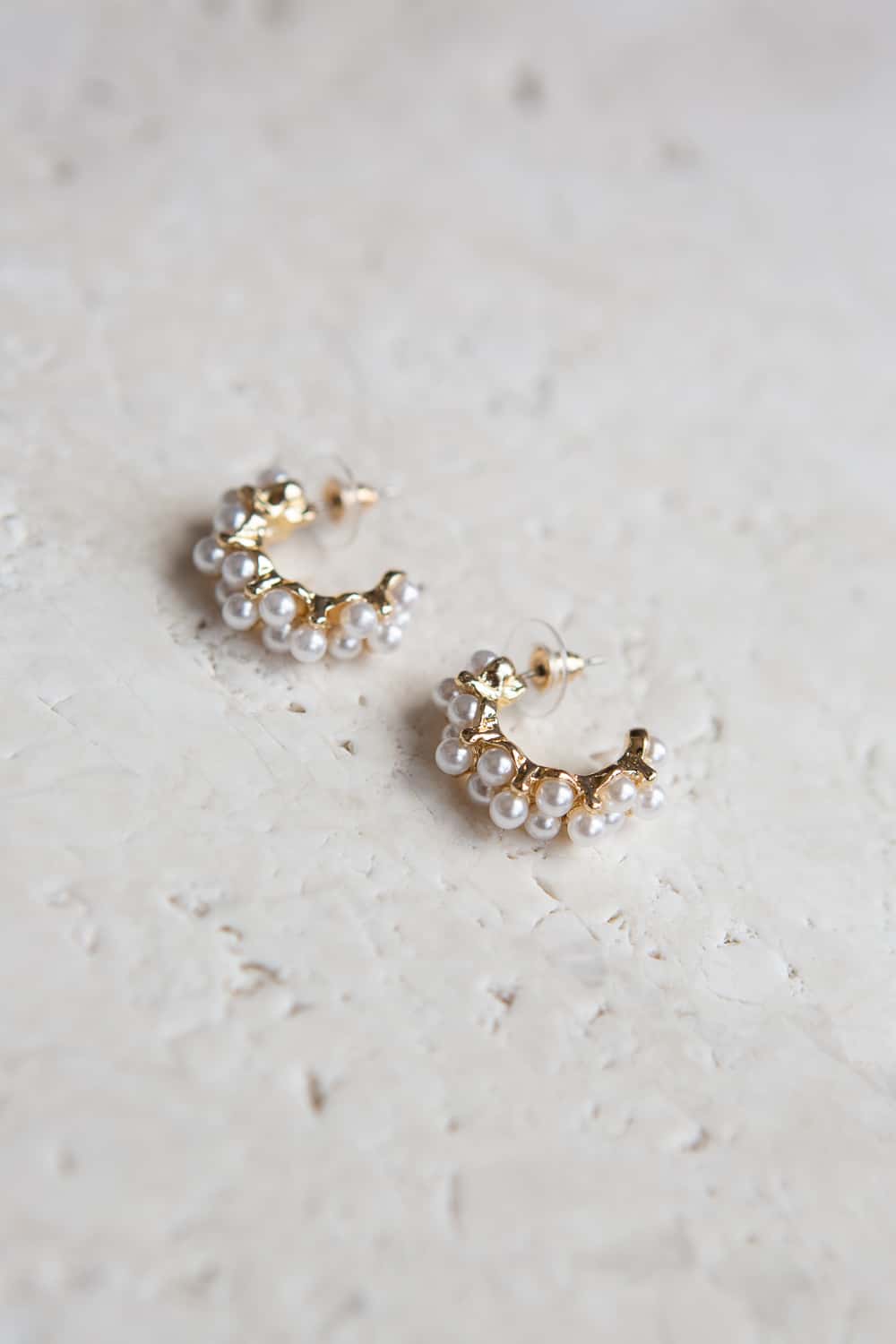 Gold Pearl Hoop Earrings - Wynter Bloom