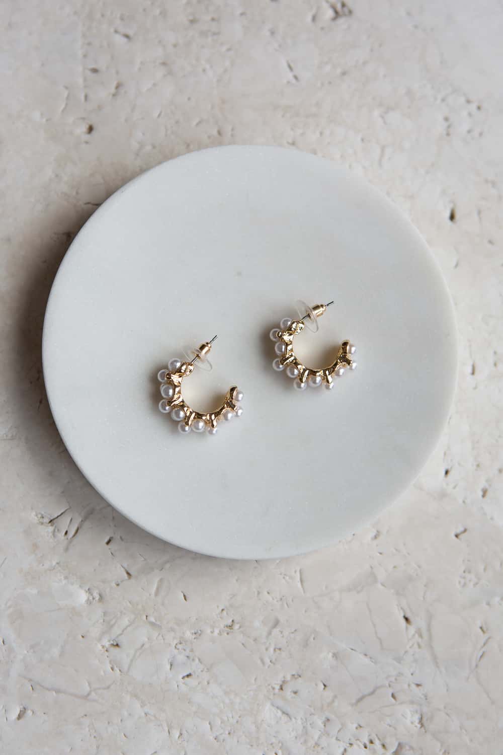 Gold Pearl Hoop Earrings - Wynter Bloom