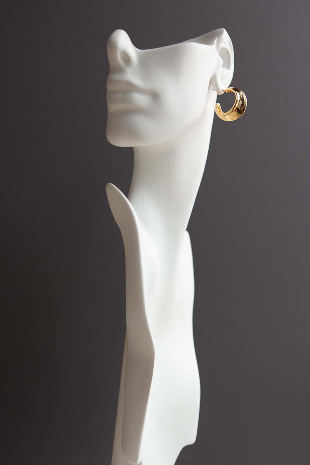 Open C Shell Gold Hoop Earrings - Wynter Bloom