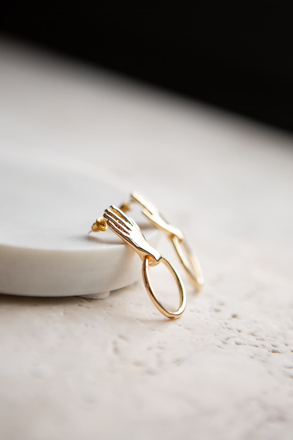 Hand Hoop Stud Earrings - Wynter Bloom