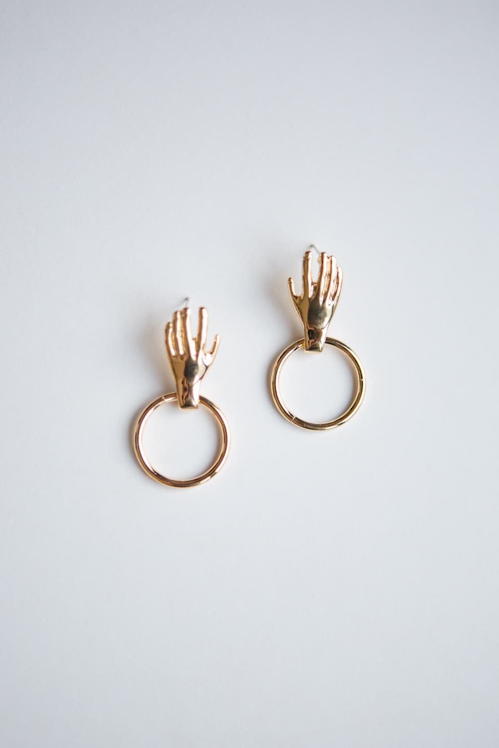 Hand Hoop Stud Earrings - Wynter Bloom