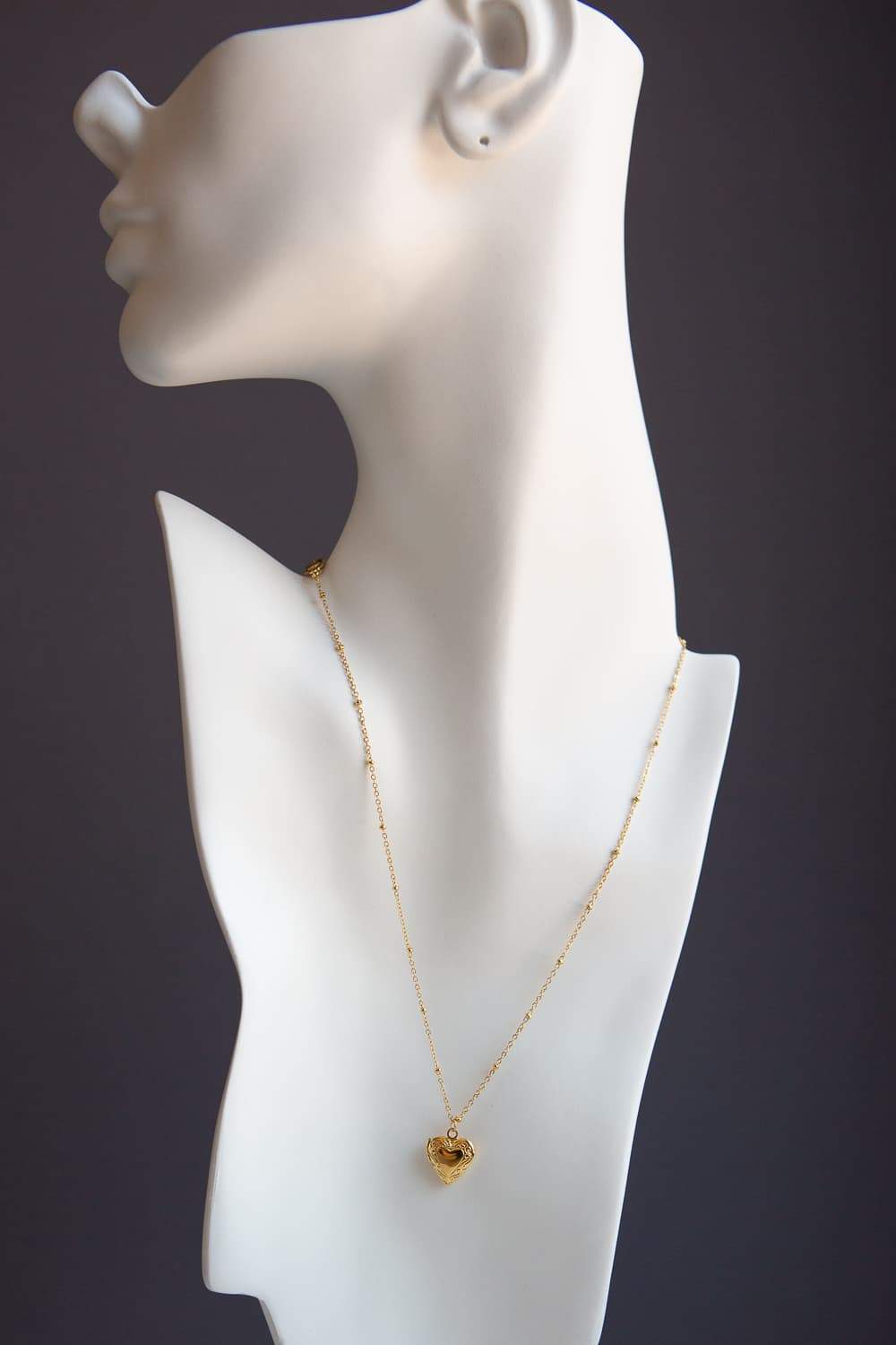 Vintage Style Heart Photo Locket Necklace