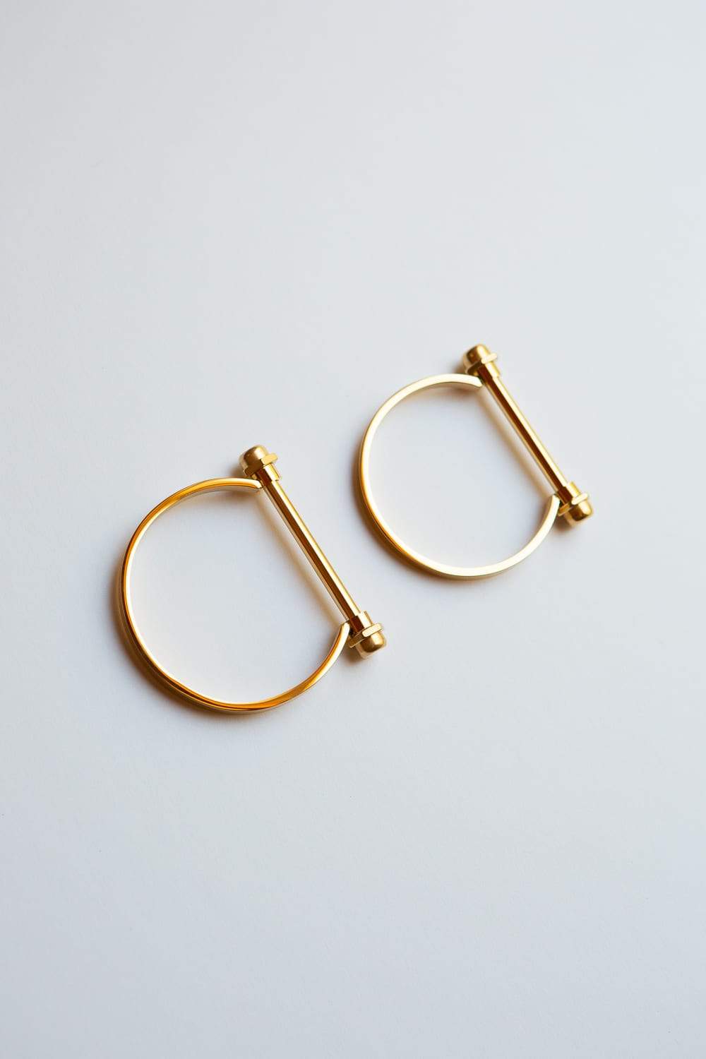 Gold Screw Bar Bracelet