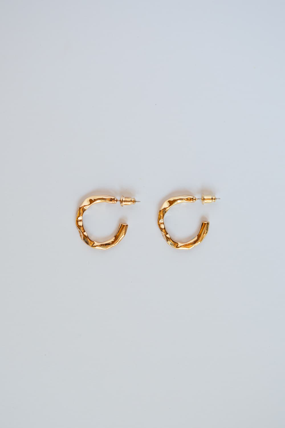 Gold Hammered Hoop Earrings - Wynter Bloom
