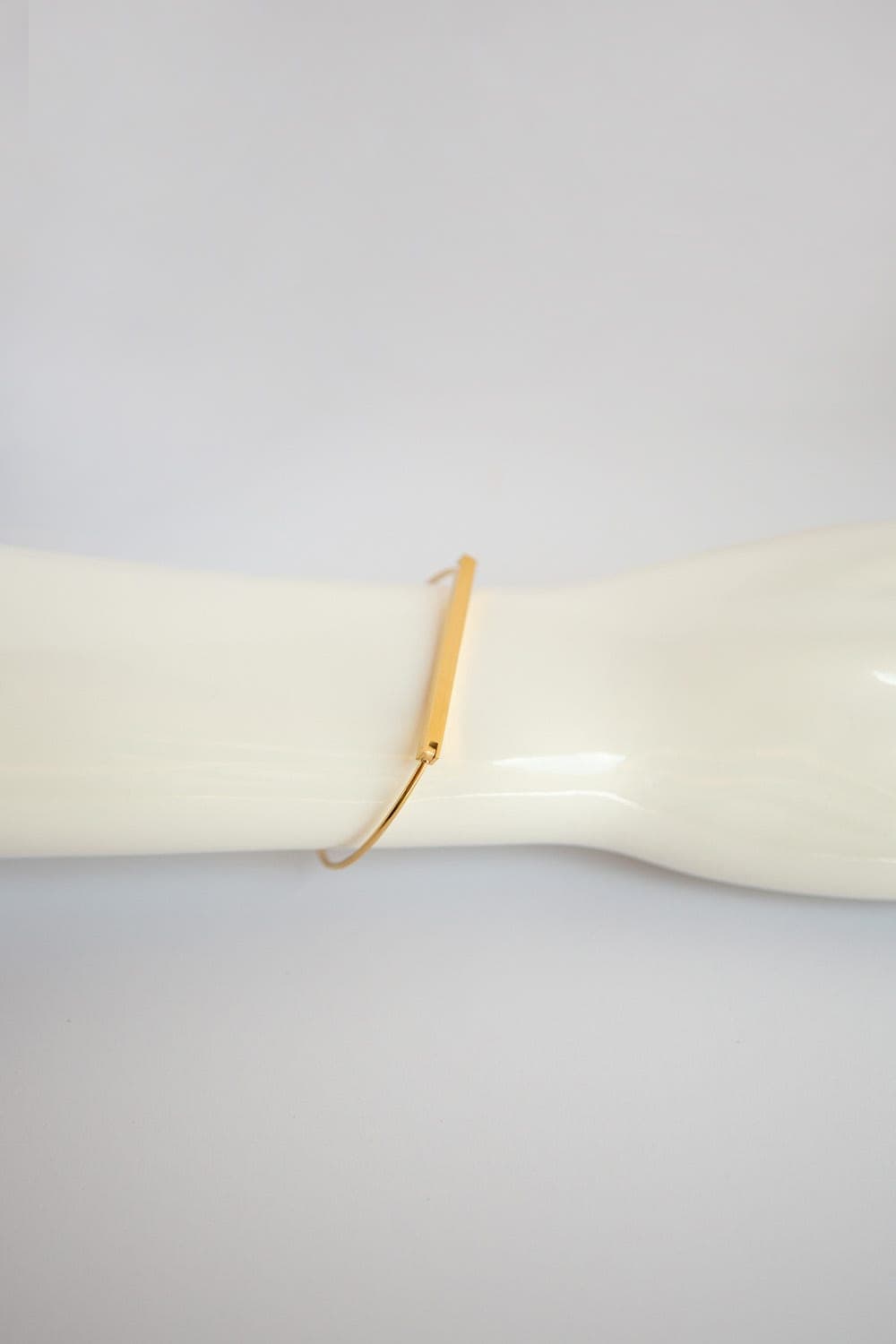 Minimalist Dainty Gold Bar Bracelet