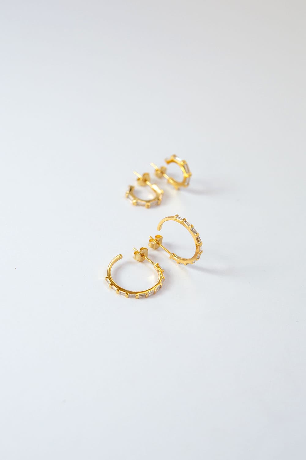 925 Sterling Silver Medium Gold CZ Baguette Pavé Hoops