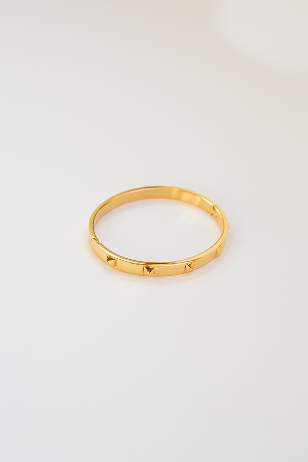 Small Gold Square Pyramid Rivet Bangle Bracelet