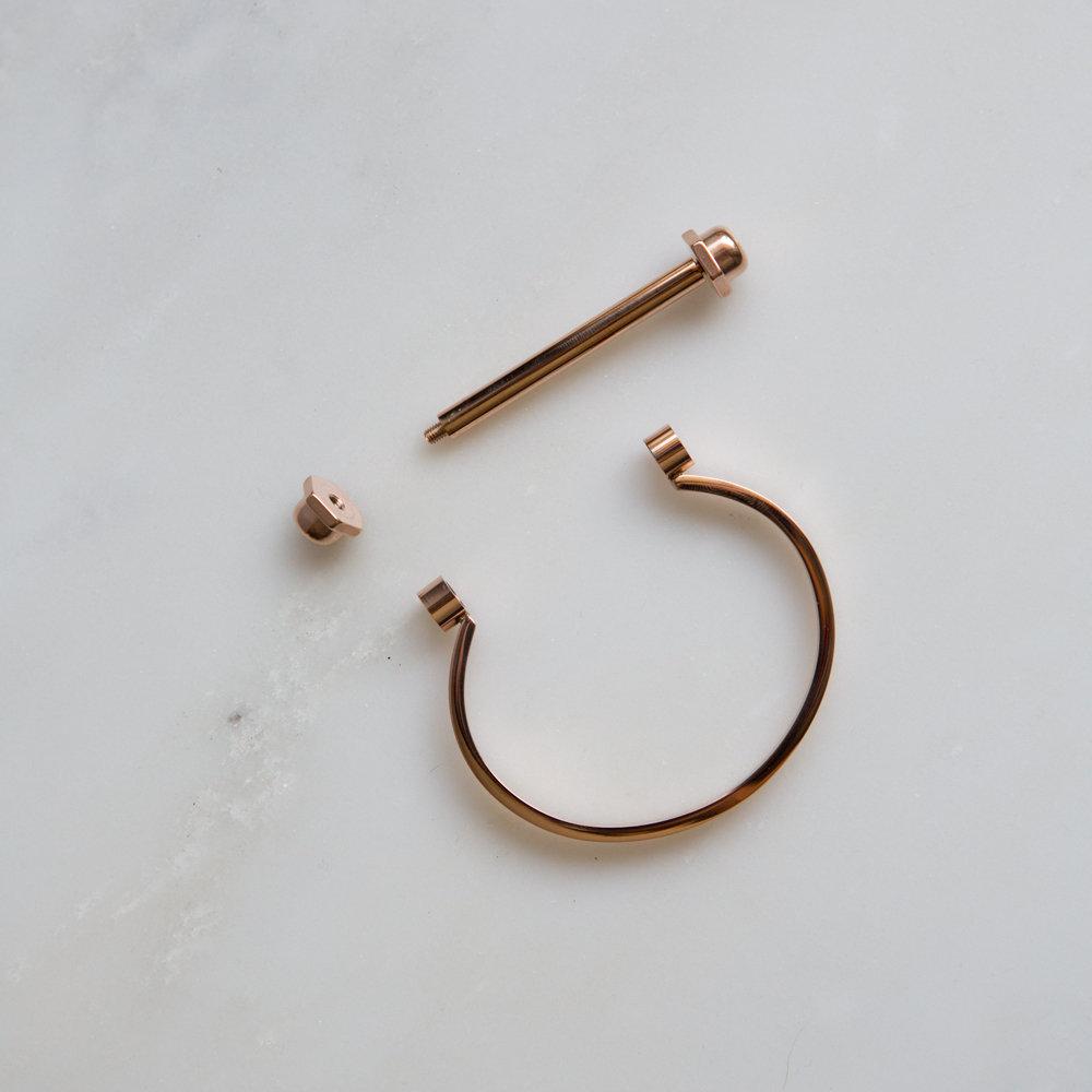Screw Bar Cuff Bracelet (Rose Gold) - Wynter Bloom